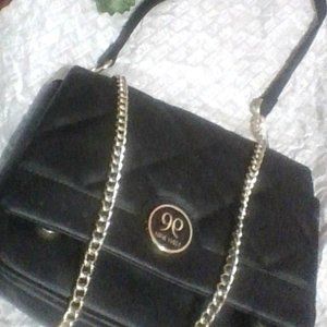 BLACK & GOLD CROSSBODY HANDBAG